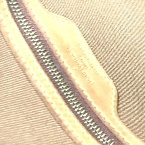 LOUIS VUITTON Monogram Valmy GM Messenger - Picture 14 of 14